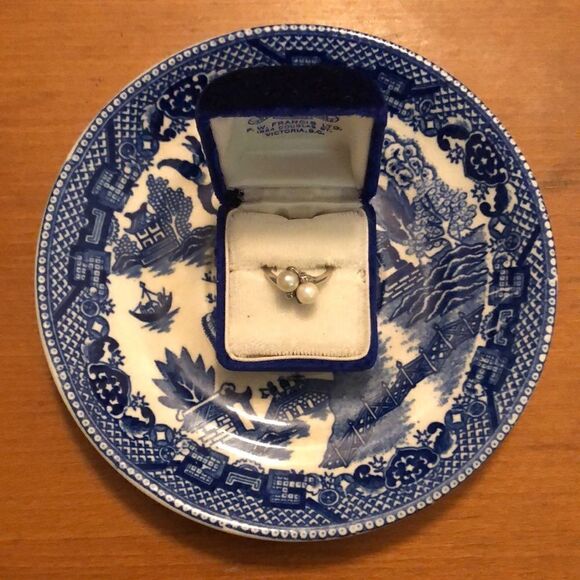 💛 10k White Gold Vintage Pearl & Diamond Ring - Picture 6 of 8